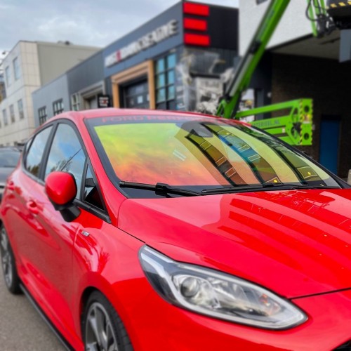 Хамелеоново фолио за челни стъкла AFS Aurora Red-Yellow, 75% VLT (Chameleon Windshield Film), 1.52 х 30 м Хамелеоново фолио за челни стъкла AFS Aurora Red-Yellow, 75% VLT (Chameleon Windshield Film), 1.52 х 30 м